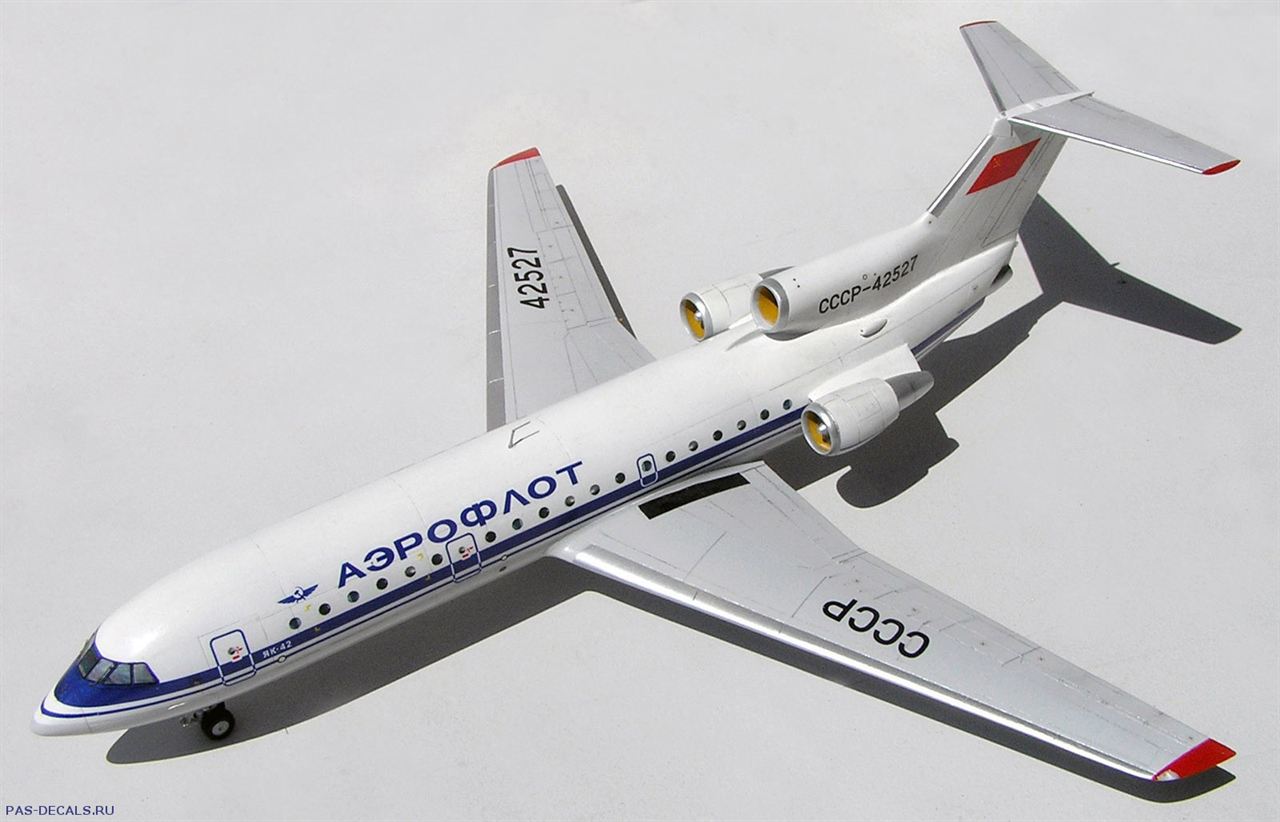 Eastern Express 1/144 Yakovlev Yak-42 Aeroflot Civil Airliner